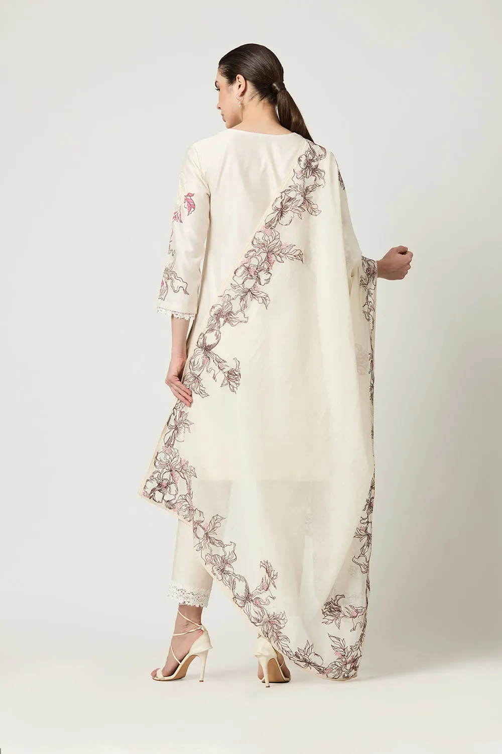 Luna Embroidered Kurta Set (Kurta, Trousers & Dupatta)