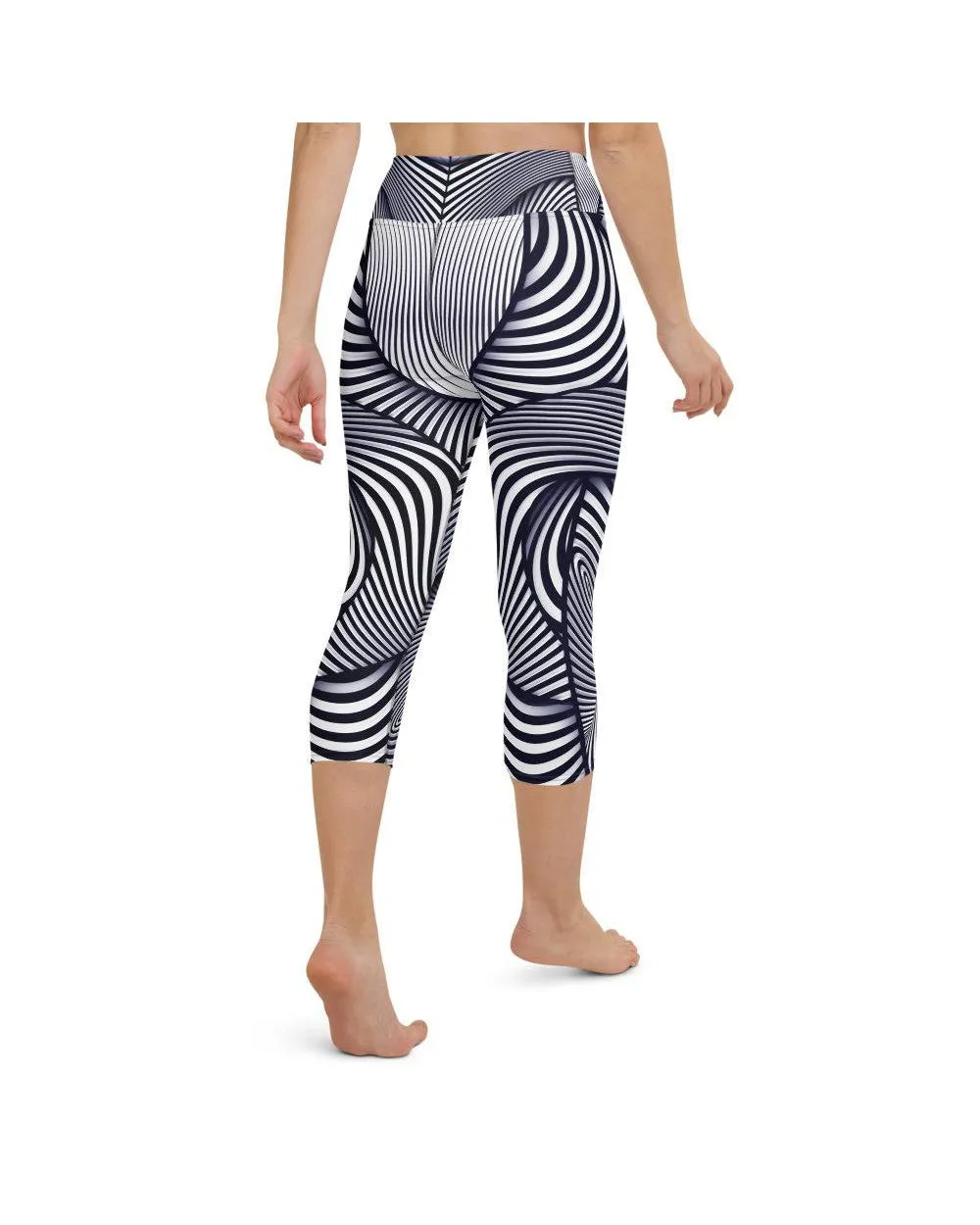 Optical Illusion Stripe Yoga Capris