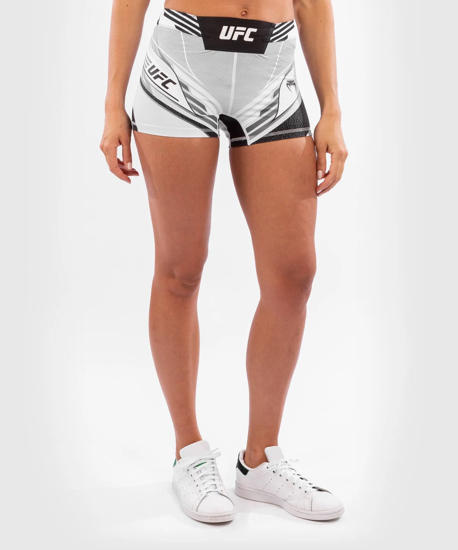 UFC Venum Authentic Fight Night Women's Vale Tudo Shorts - Short Fit - White