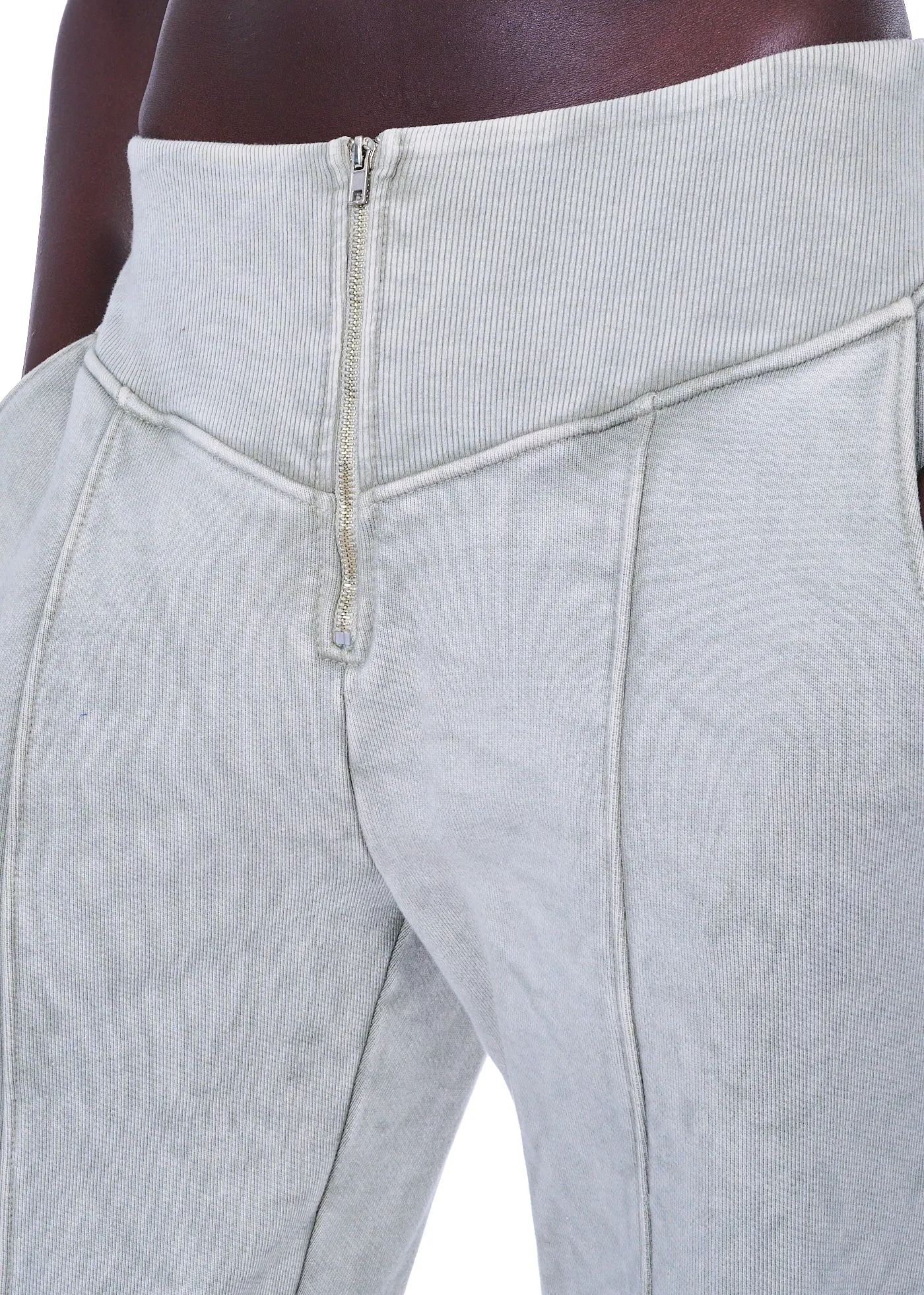 VIAVIA Ribbed Sweat Pant In Washed Silver Sage