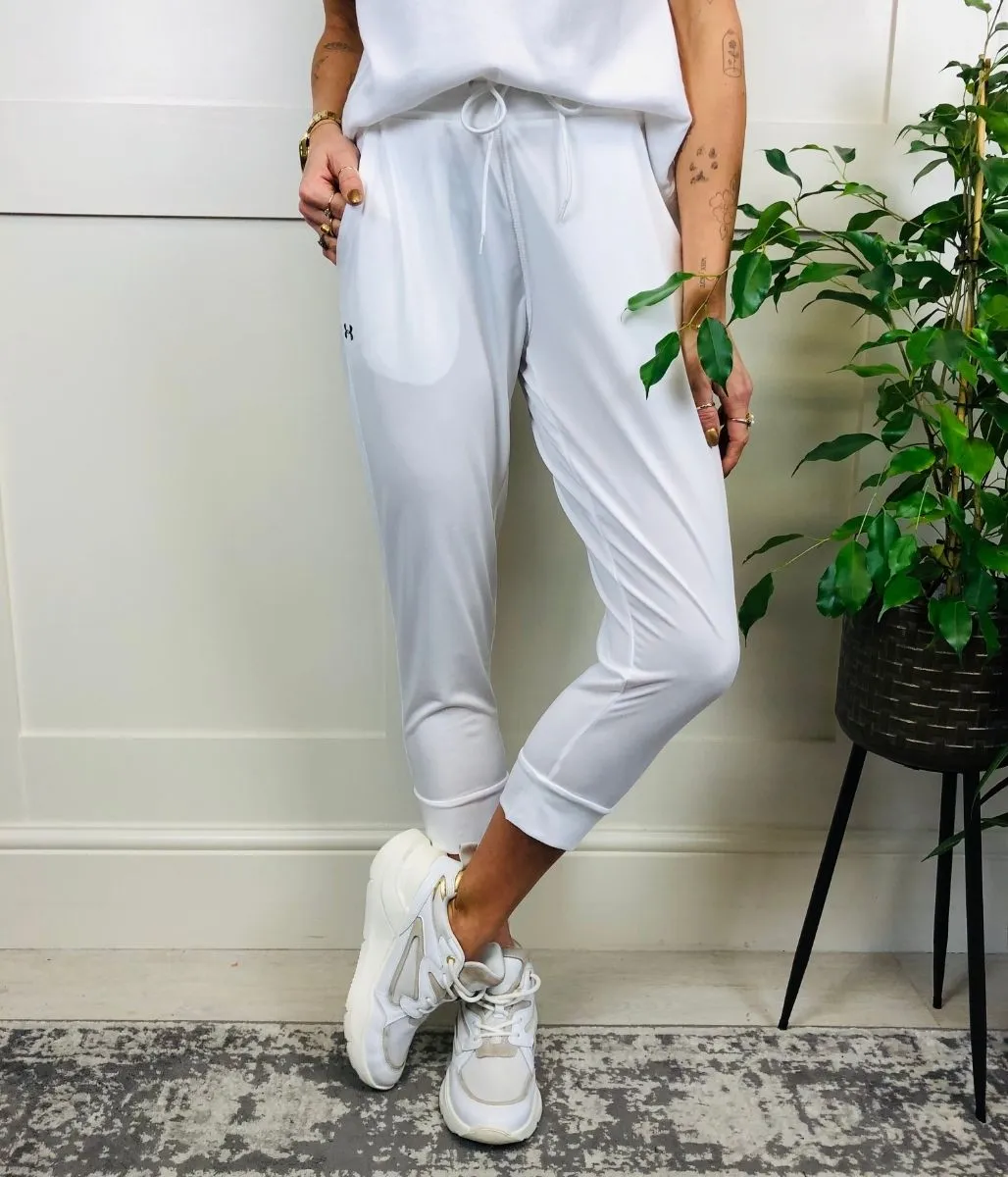 White Loose Capri Joggers